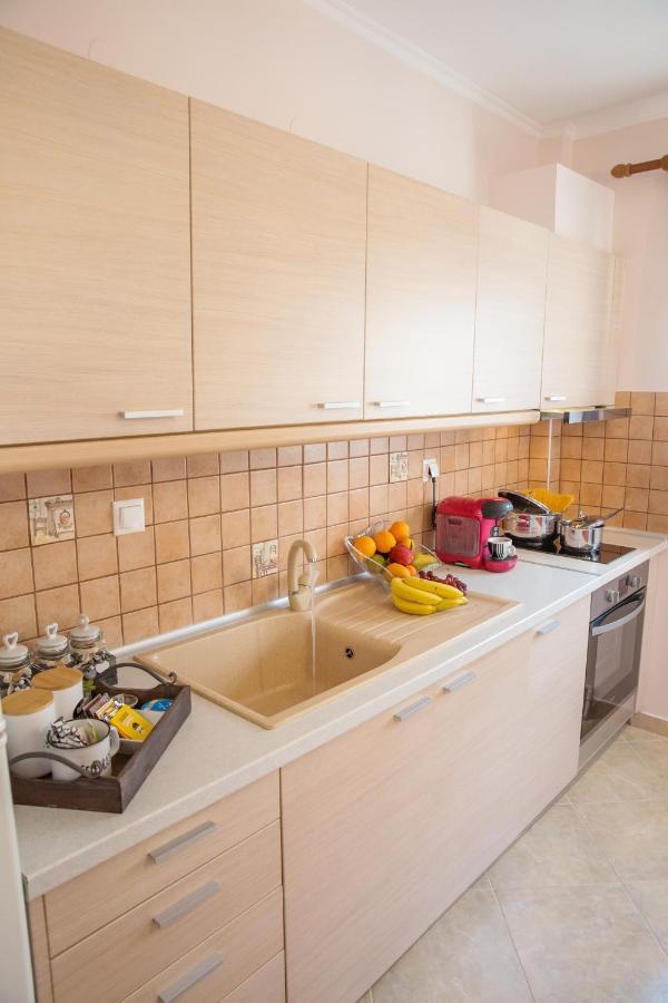 Konstantina & Evgenia Deluxe Apartament