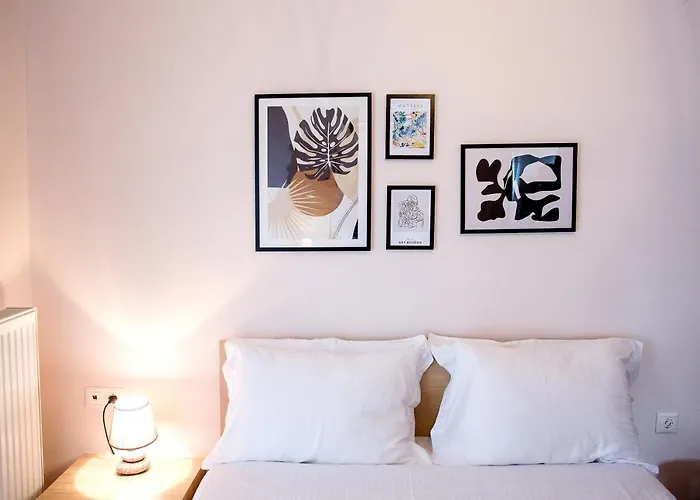 Konstantina & Evgenia Deluxe Apartment