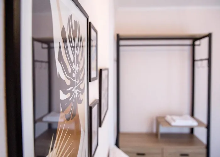 Konstantina & Evgenia Deluxe Apartment